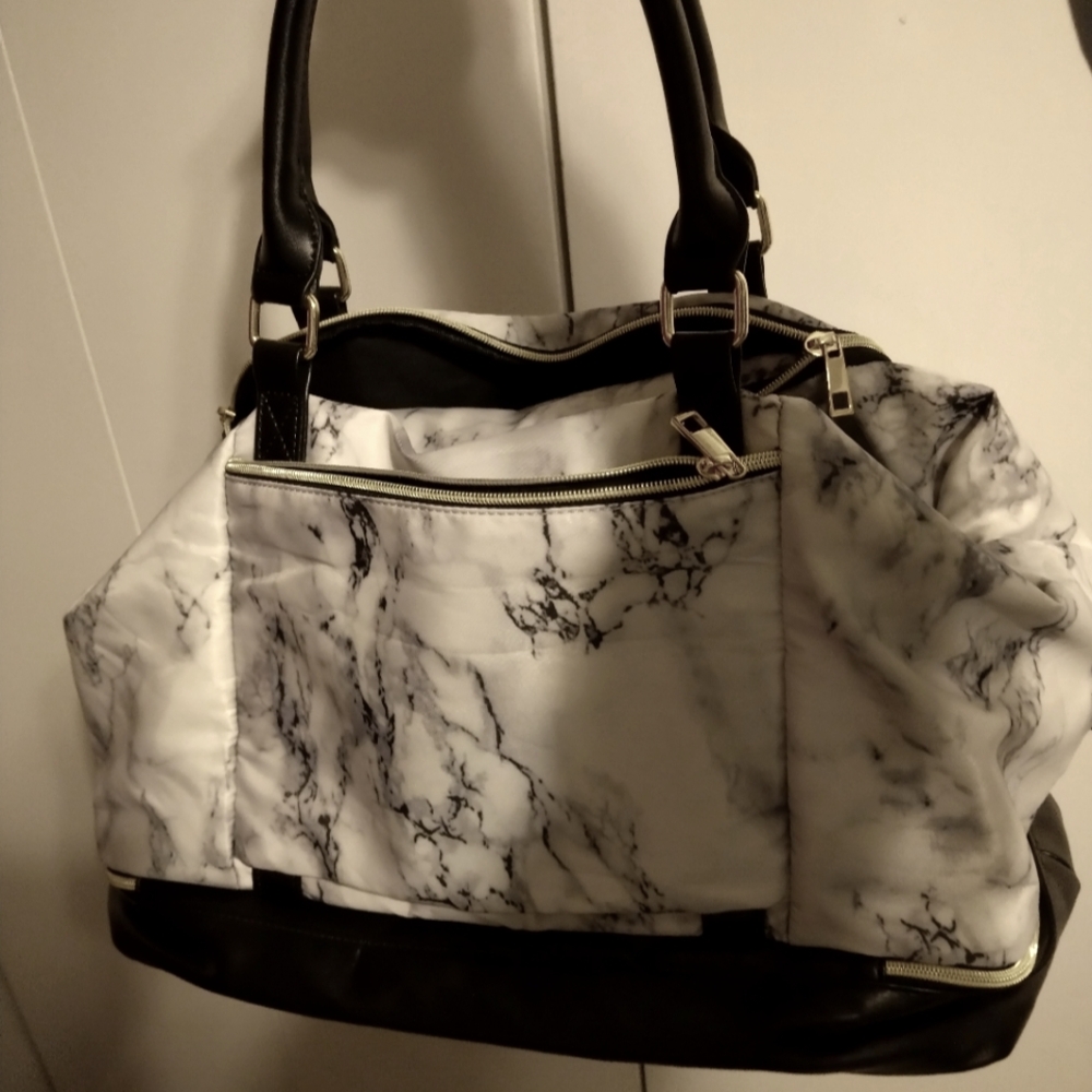 Bag - Picture 1 of 8